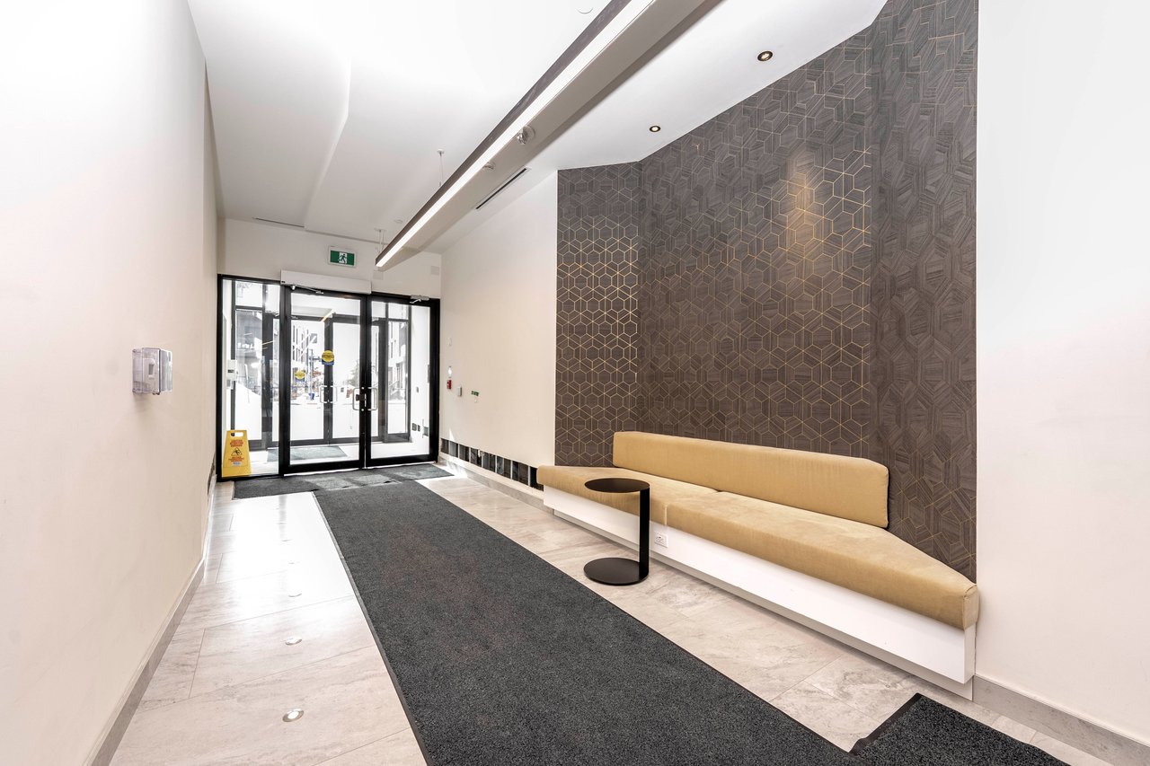 2 David Eyer Road, 525