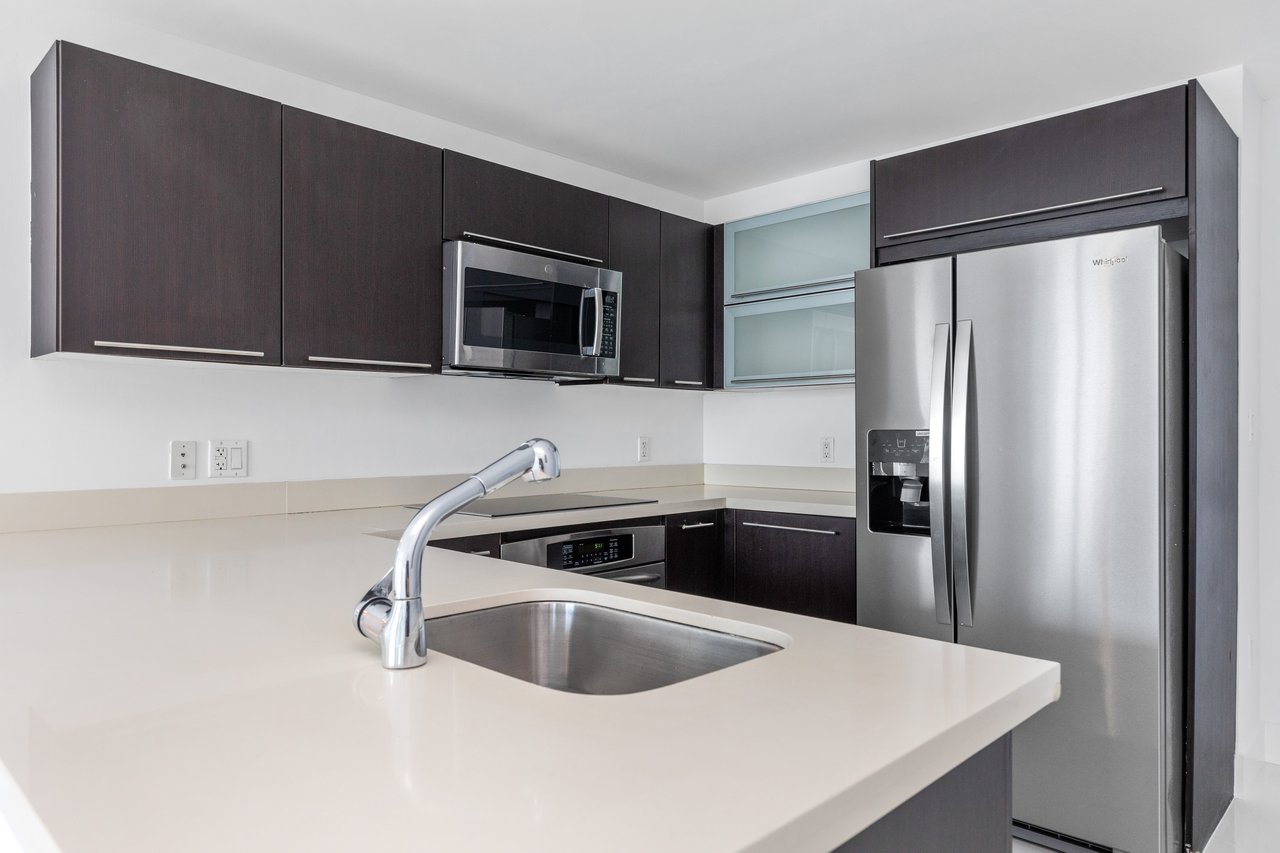 90 SW 3rd St Unit #3501 Miami 