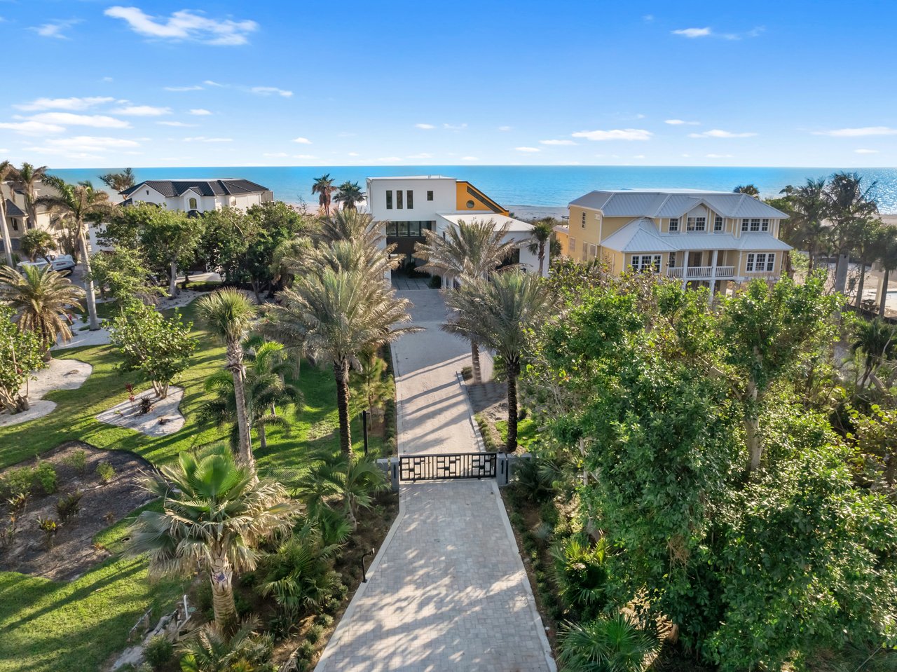 3615 W Gulf DR