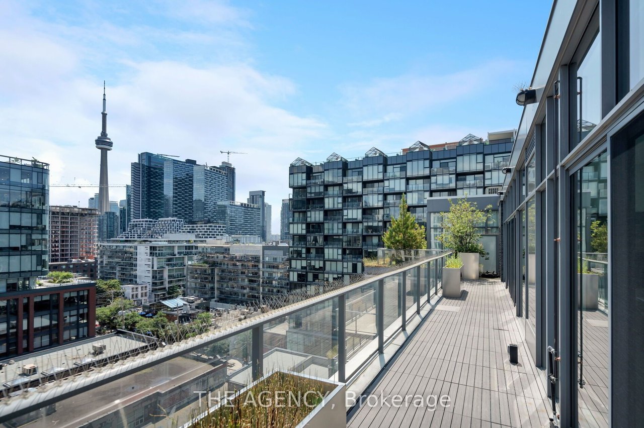 KING WEST LUXURY 