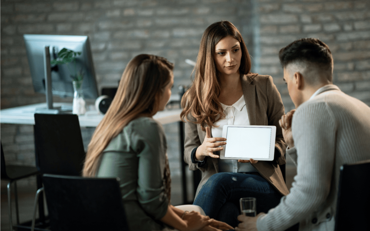 What to Look for in a Real Estate Agent in Newport Beach, CA