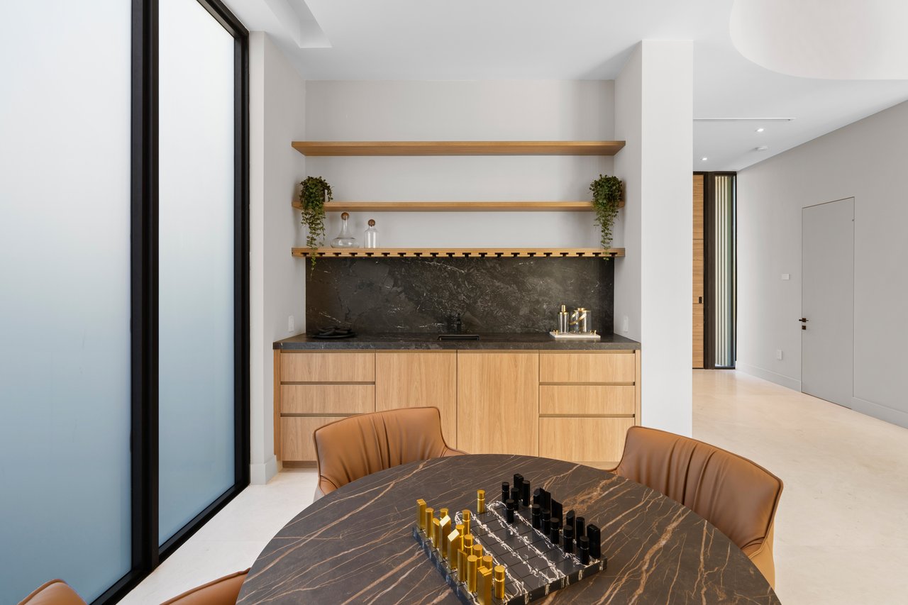 2950 NE 164th Street