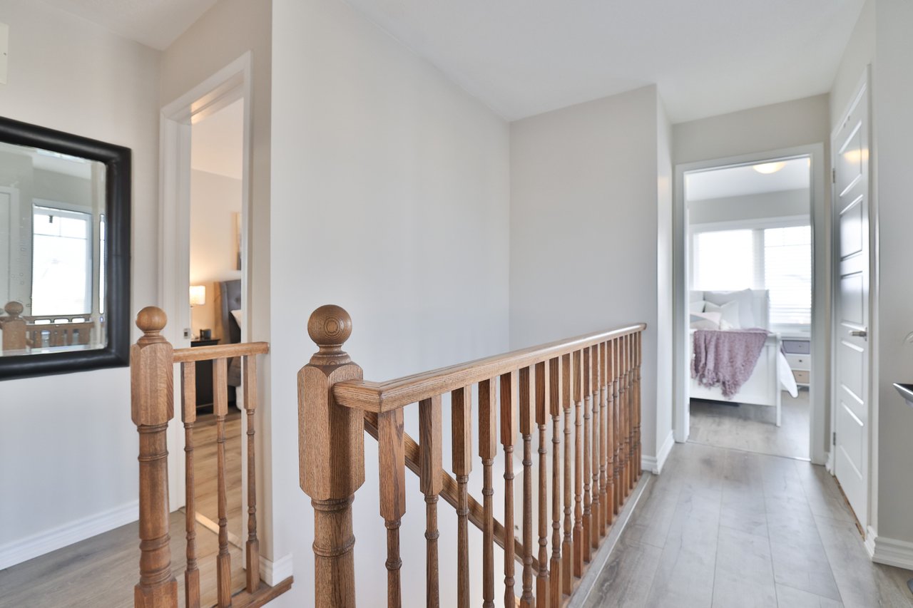 1133 Duignan Crescent, Milton