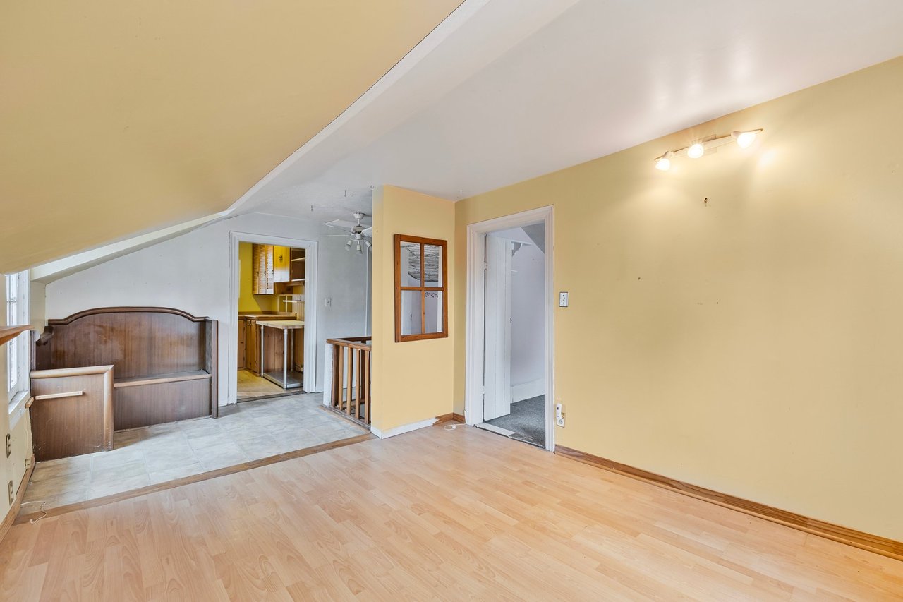410 Eagle Street, Newmarket, ON L3Y 1K6