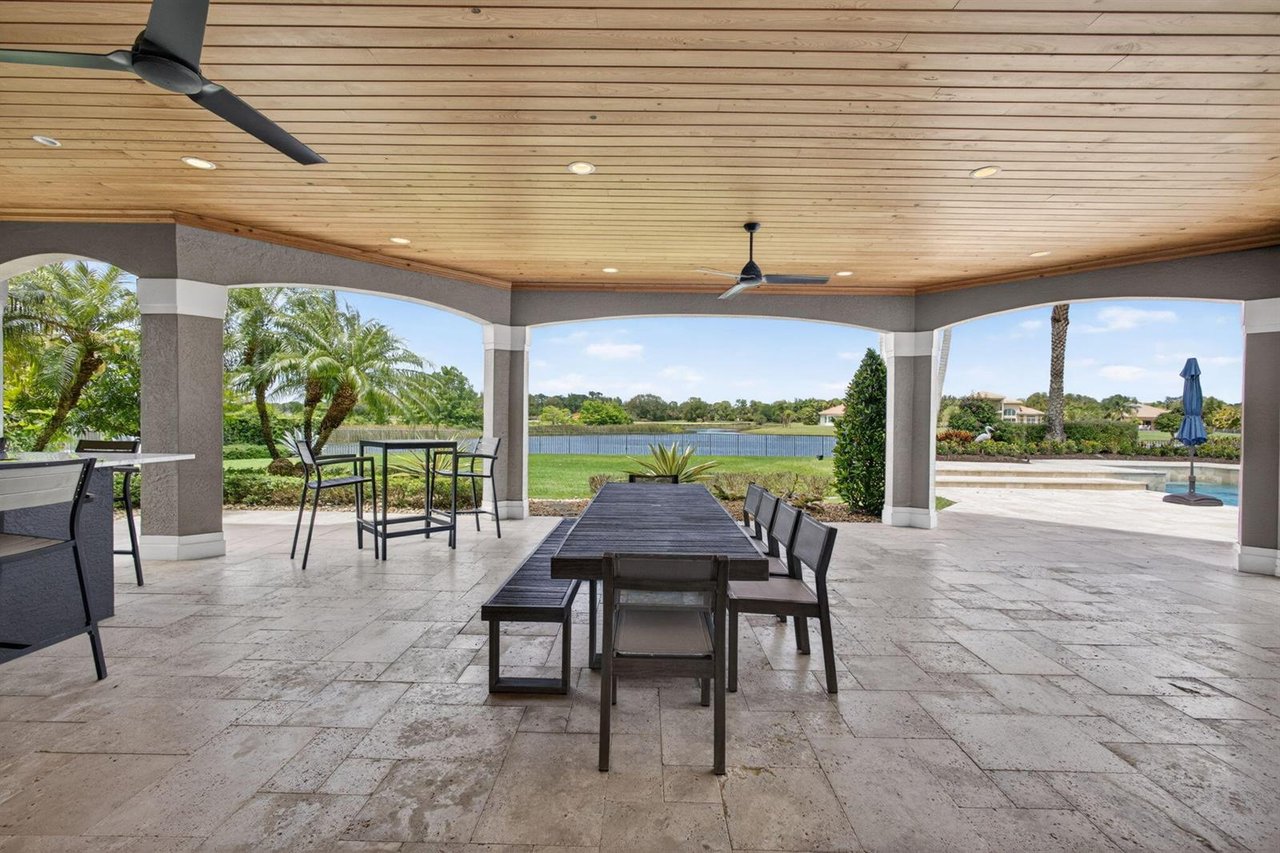 11135 Lynwood Palm Way