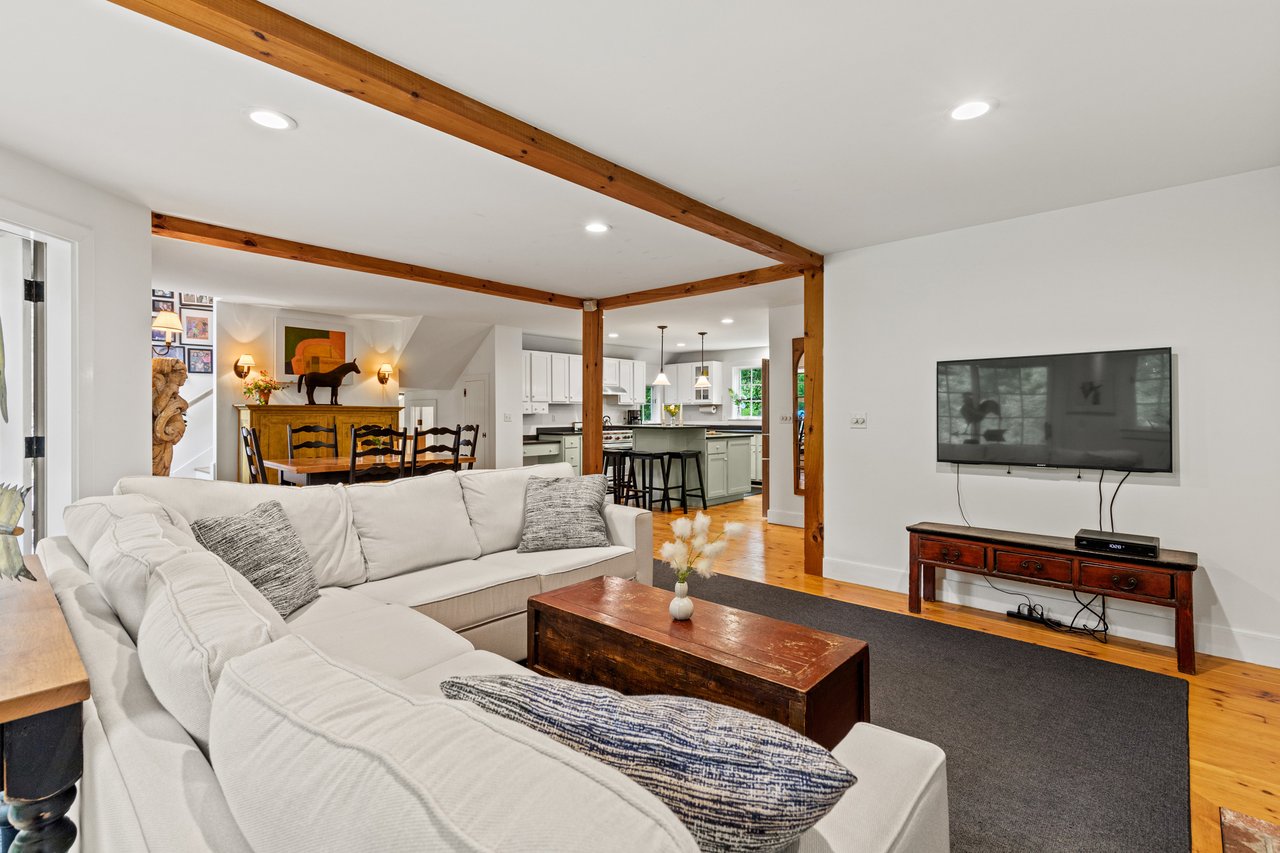 531 Ledge Road, Yarmouth