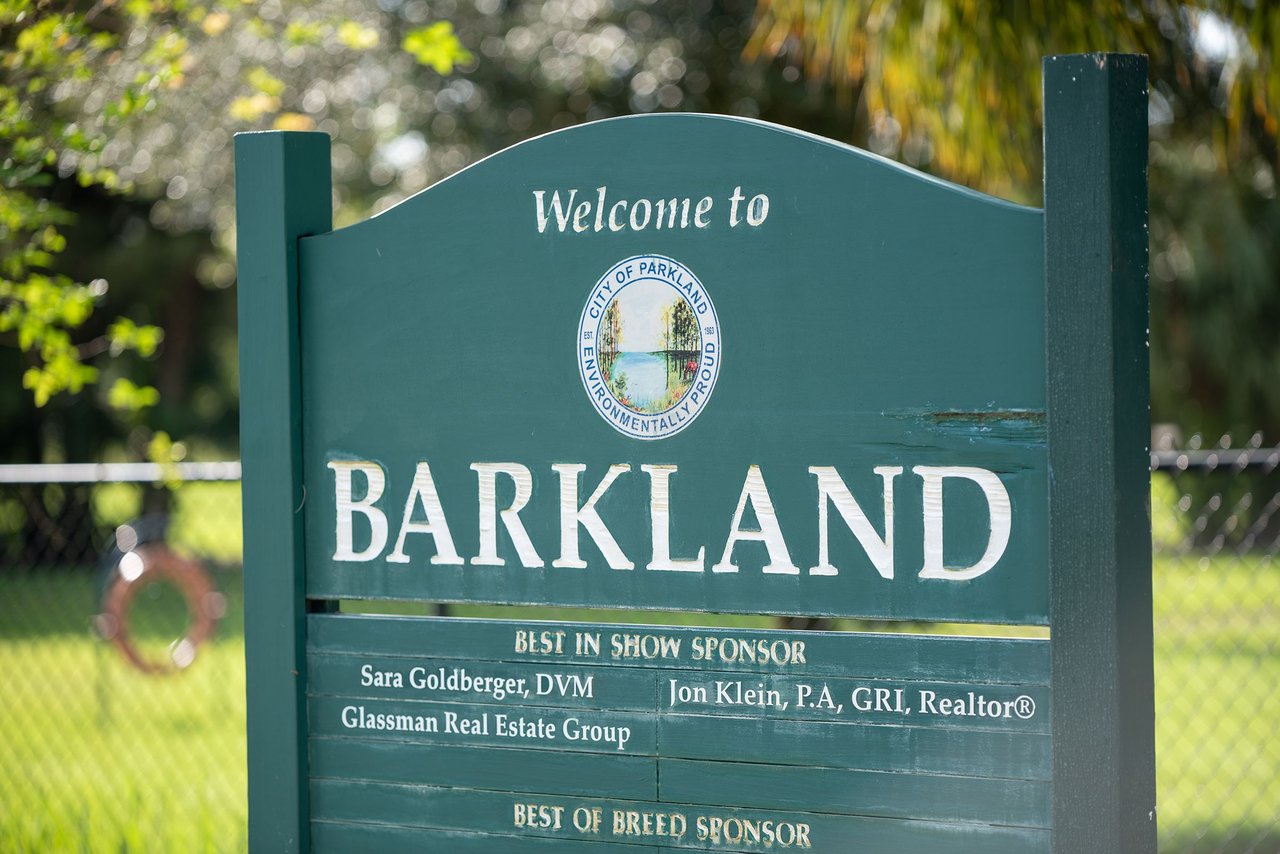Fun, Dog-Friendly Places Near Parkland
