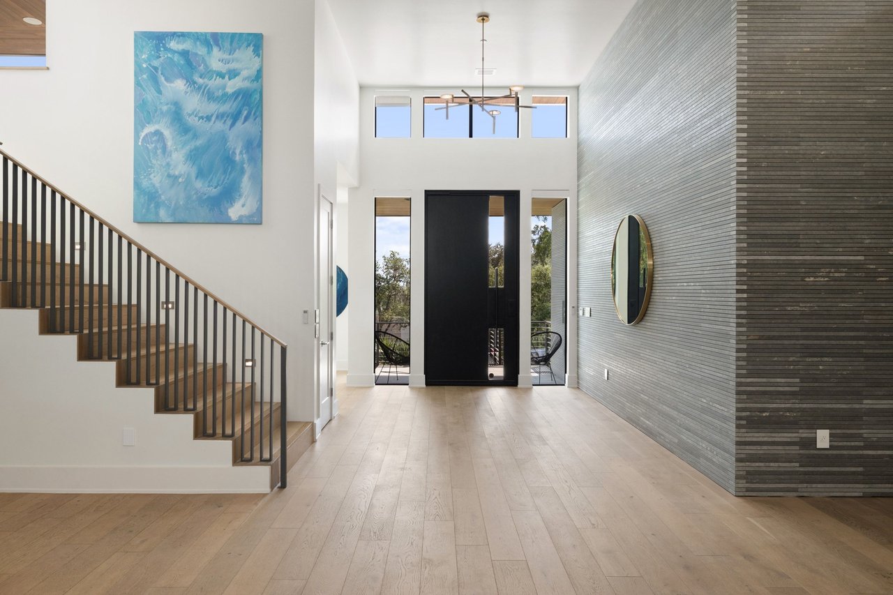 4811 Timberline Drive