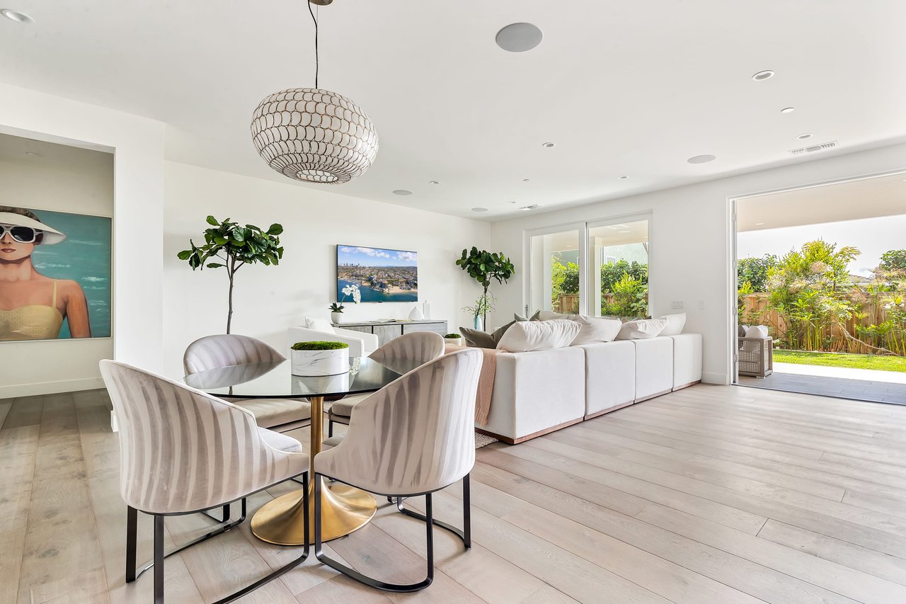448 Serra Drive