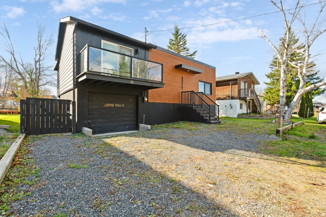 12 Schooner Lane