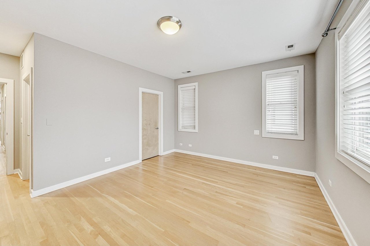 689 N Peoria St Unit 2N