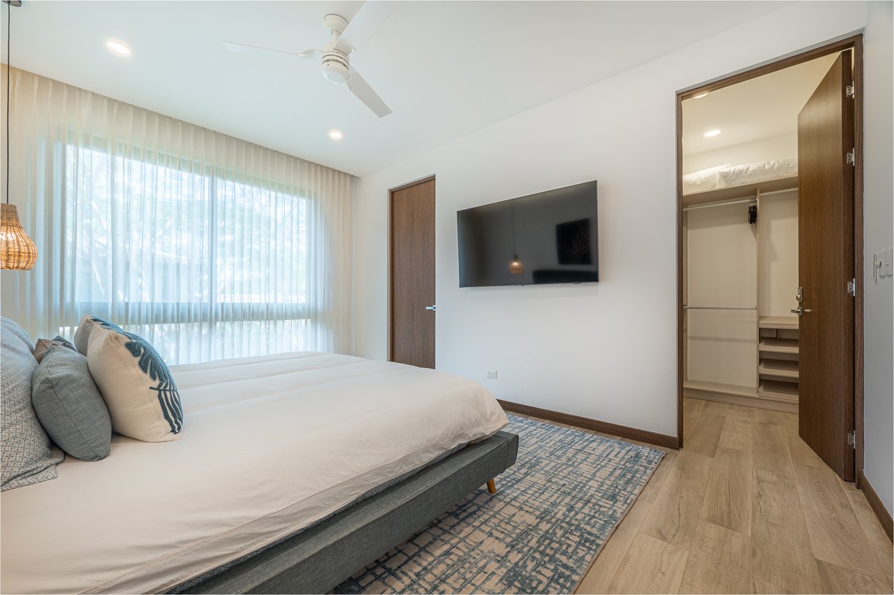 Malinches 27 A/B | Turnkey 6-Bedroom Duplex Investment in Hacienda Pinilla