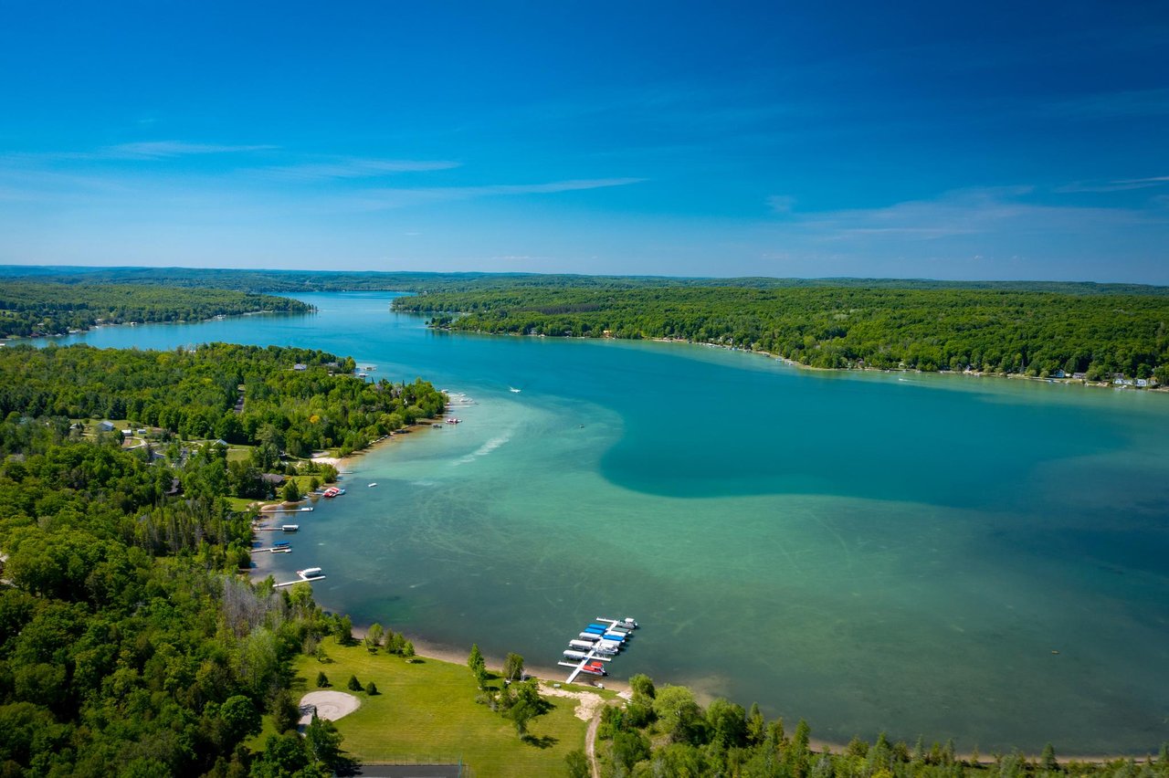Longman Lane, Walloon Lake