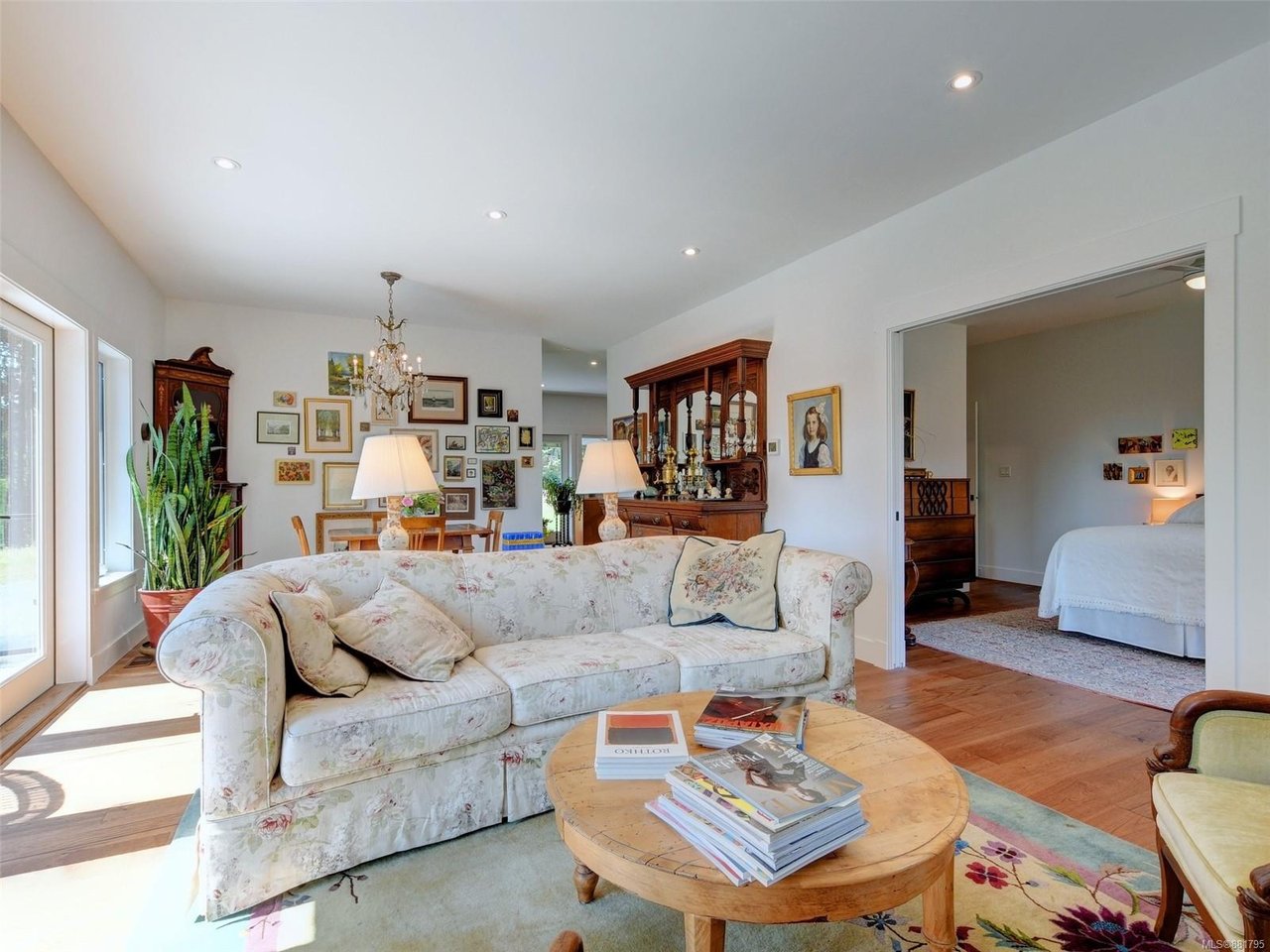 4271 Cherry Point Close