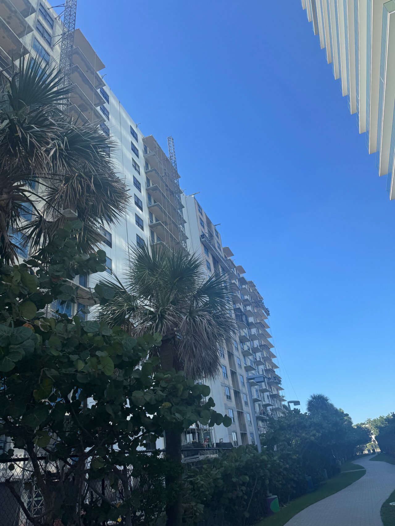 Por qué Varían las Cuotas de Condominio y Qué Debes Revisar Antes de Comprar o Vender?