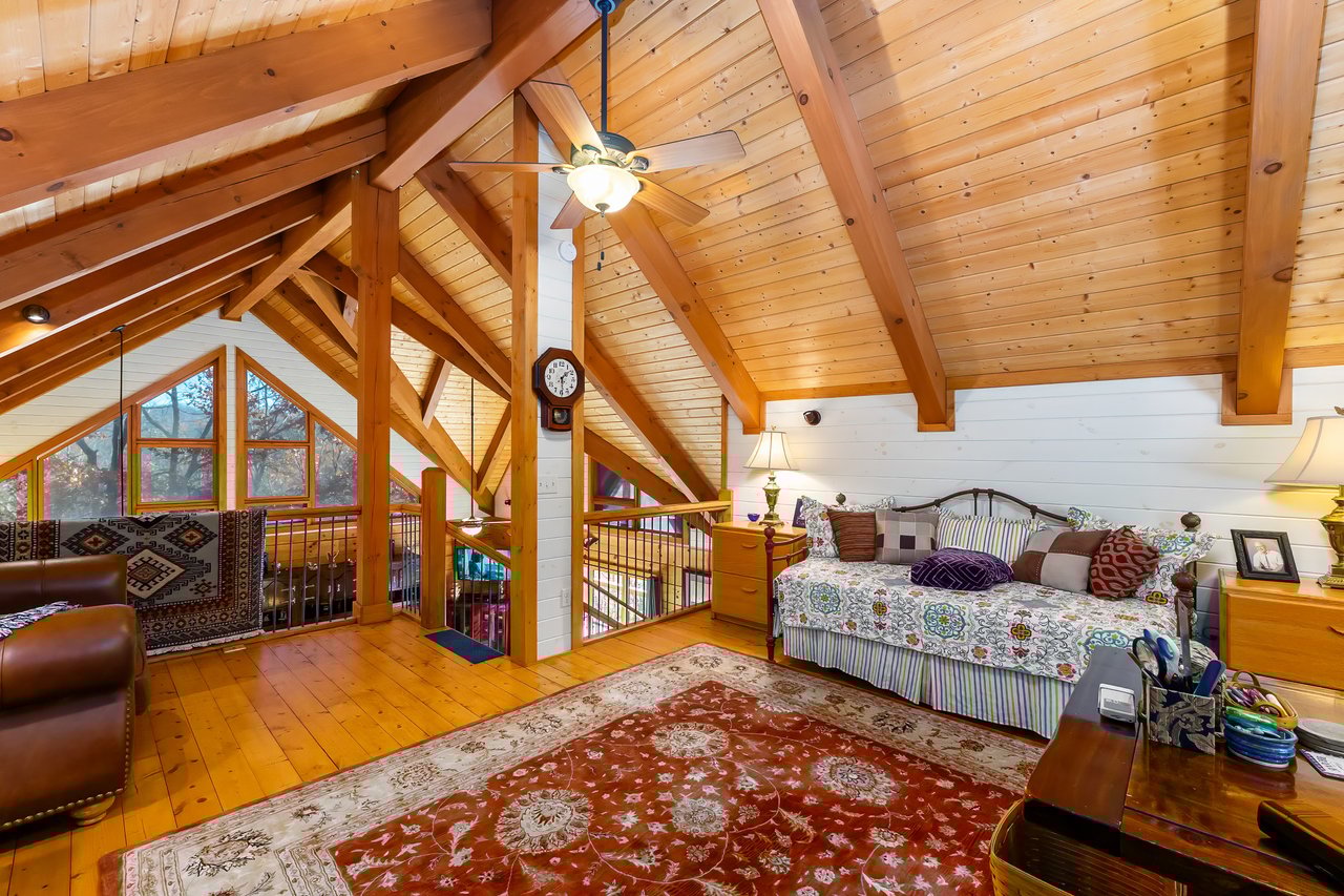 151 Diamond Falls Boulevard