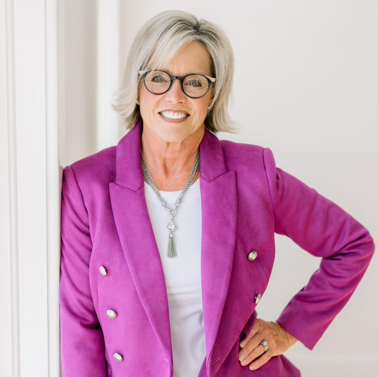 Denise Reinhart Toldeo, OH Real Estate Agent Headshot