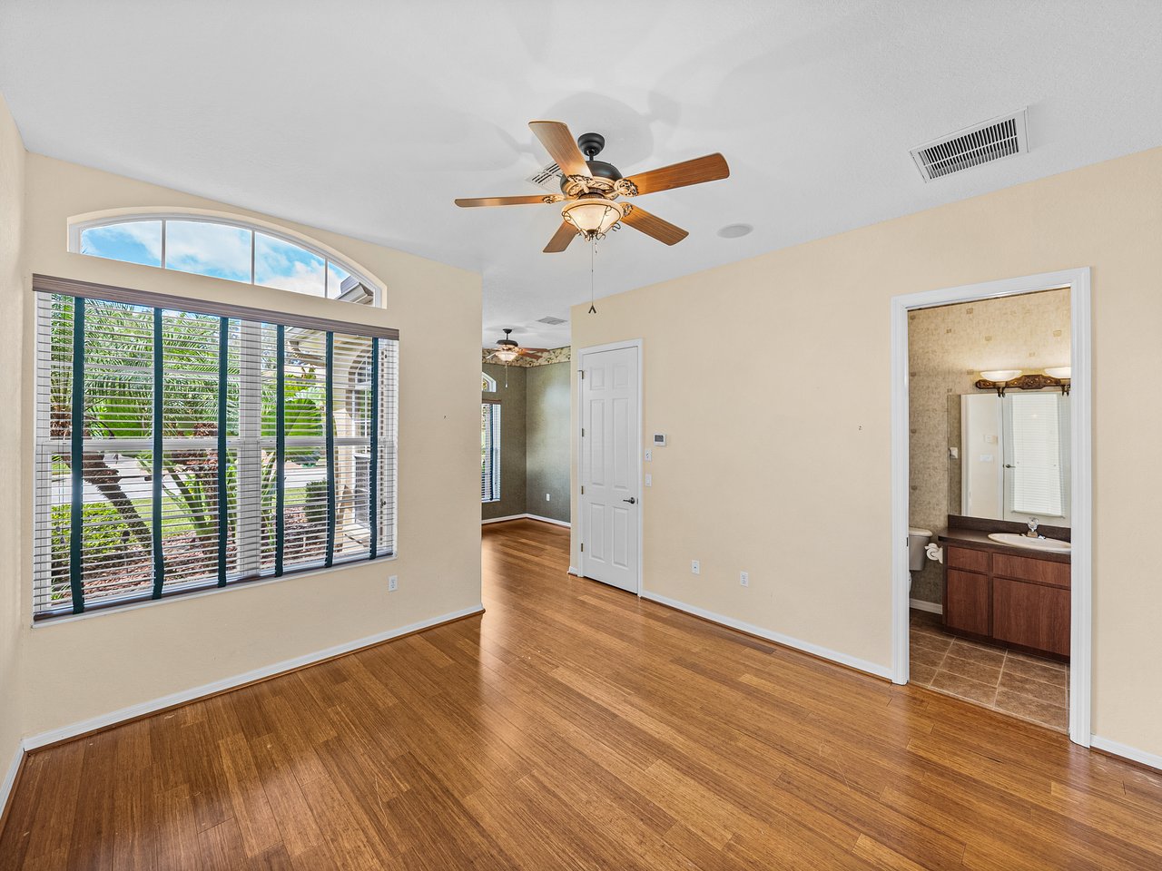 12508 FOREST HIGHLANDS DR