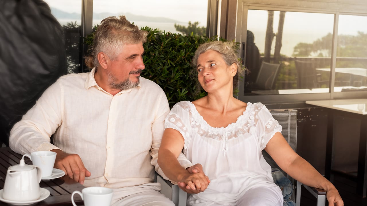 Retirees or remote workers who value comfort and cultural surroundings