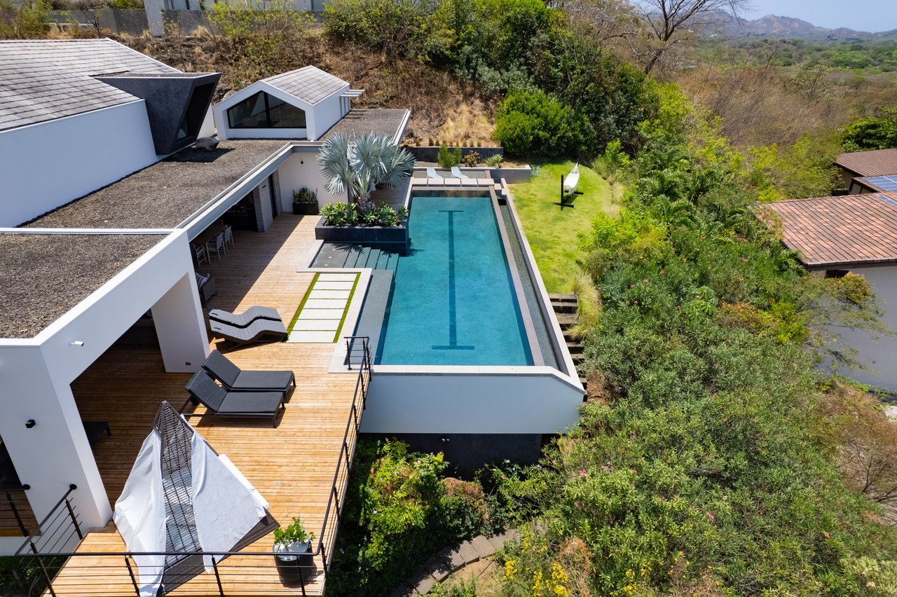 Casa Sombaile | Luxury Ocean View Estate with Proven Rental Income in Mar Vista