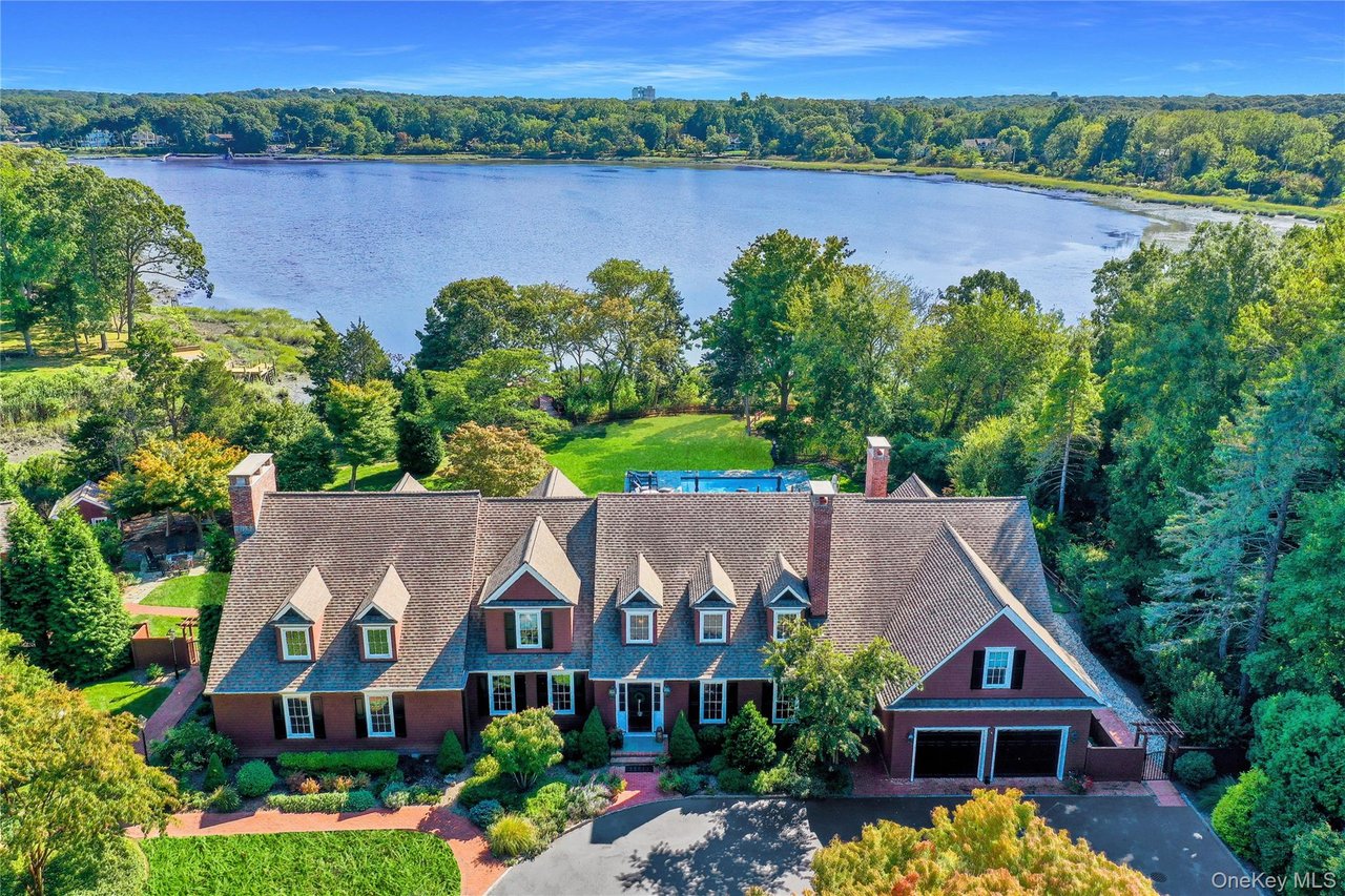63 Dyke Road Setauket NY, 11733 $5,500,000