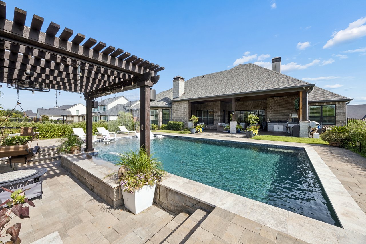 317 Knights Trail