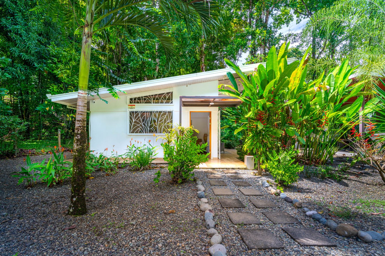 Tropical Modern Casita on ½ Acre / Saltwater Pool / Expansion Potential