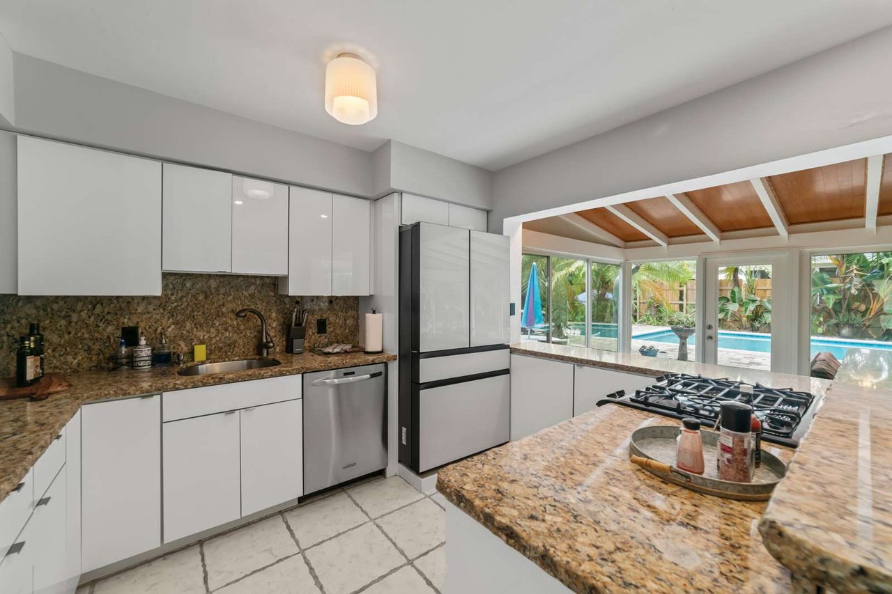1806 NE 20th St Fort Lauderdale