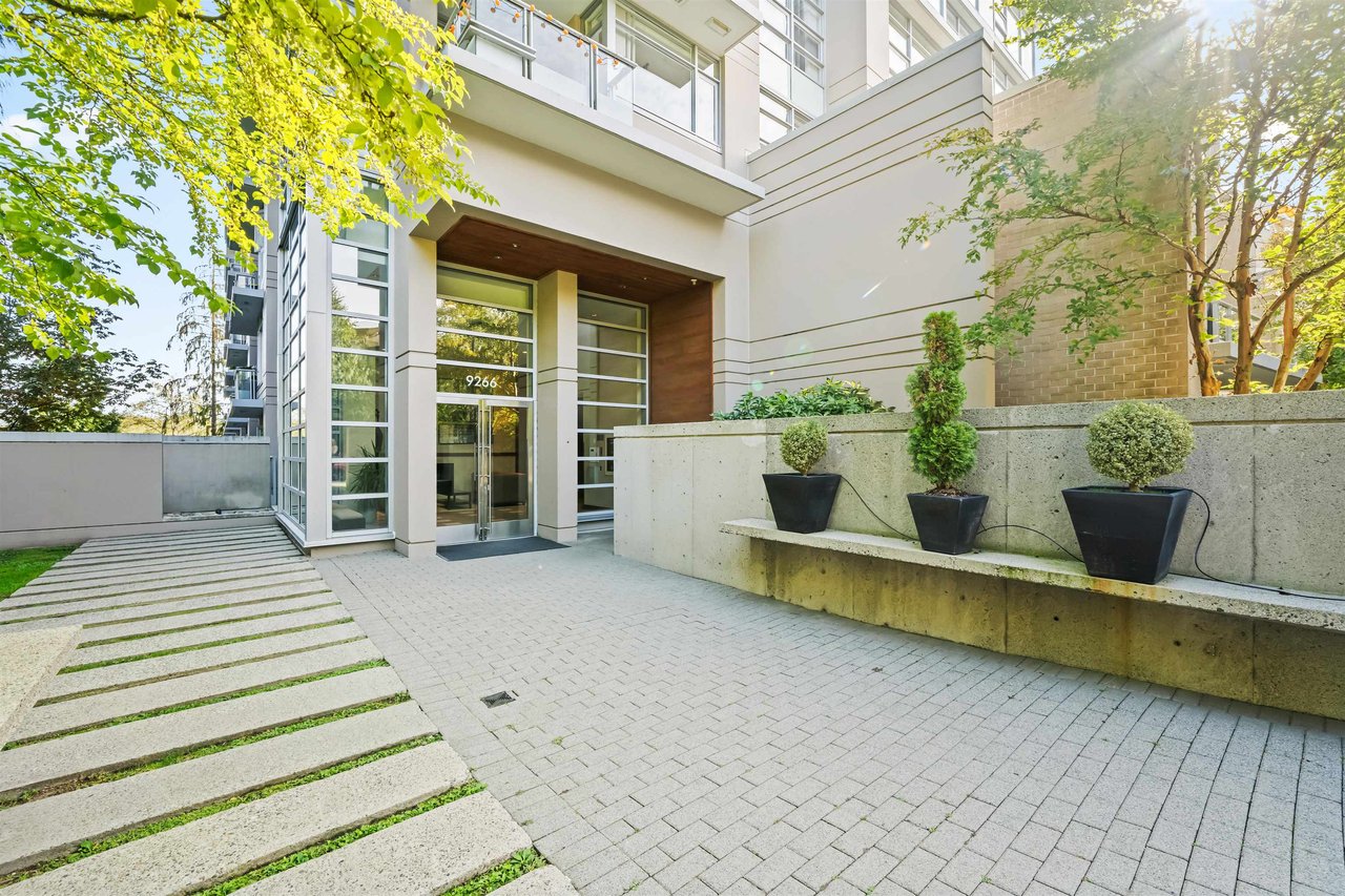 612-9266 University Cres