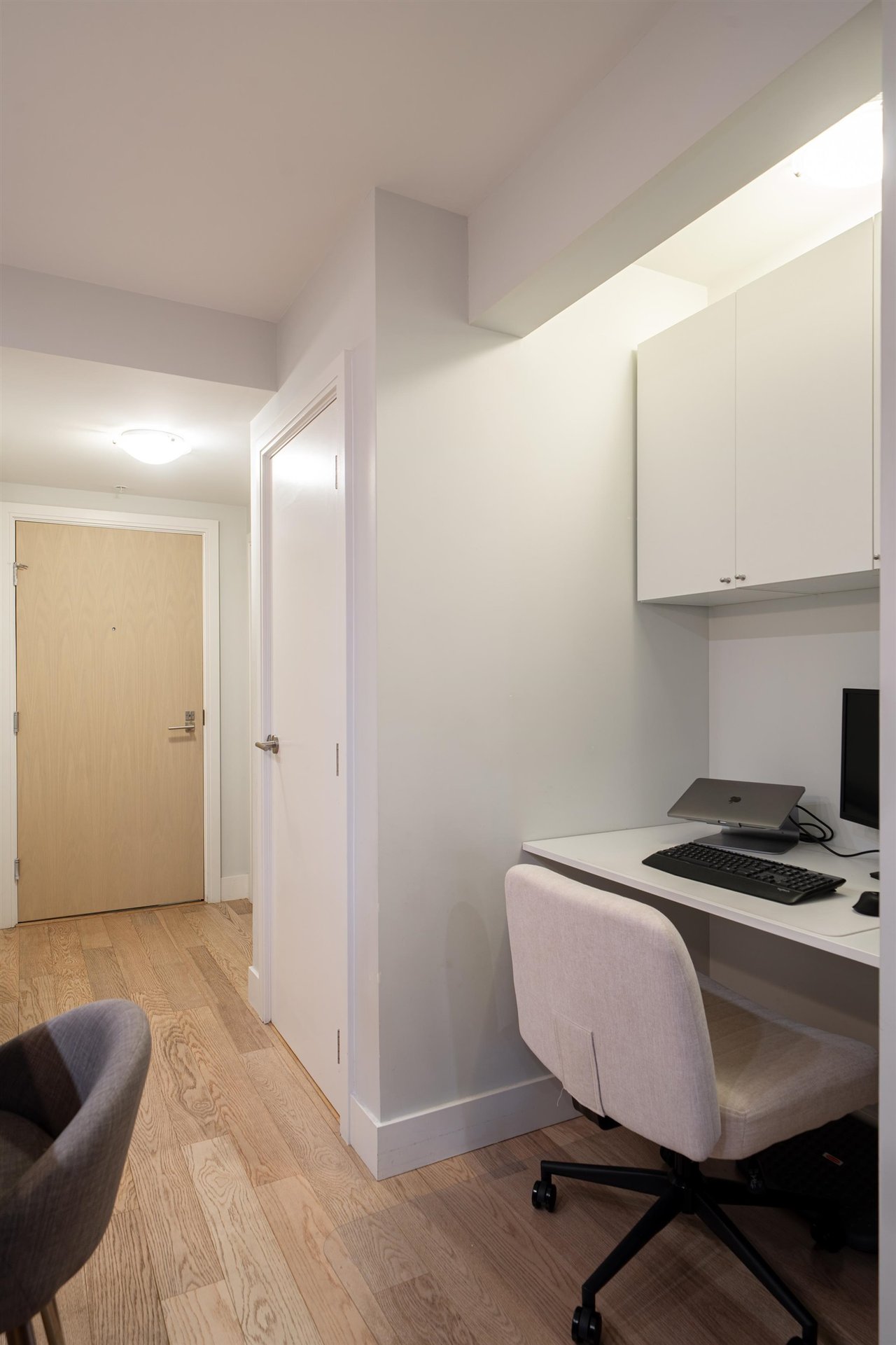 209-233 Kingsway