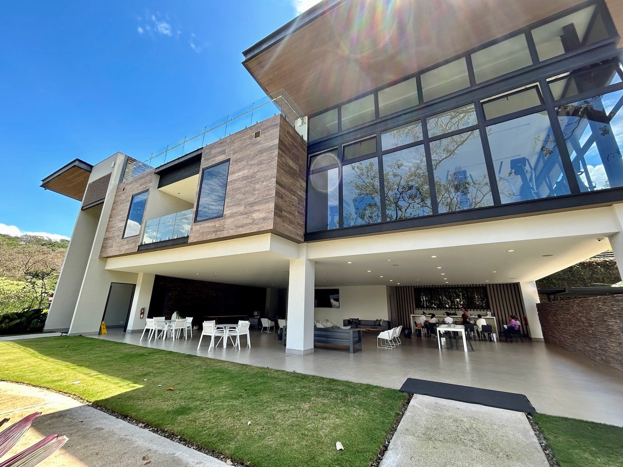 Customizable Mountain View Condo, Santa Ana, San Jose