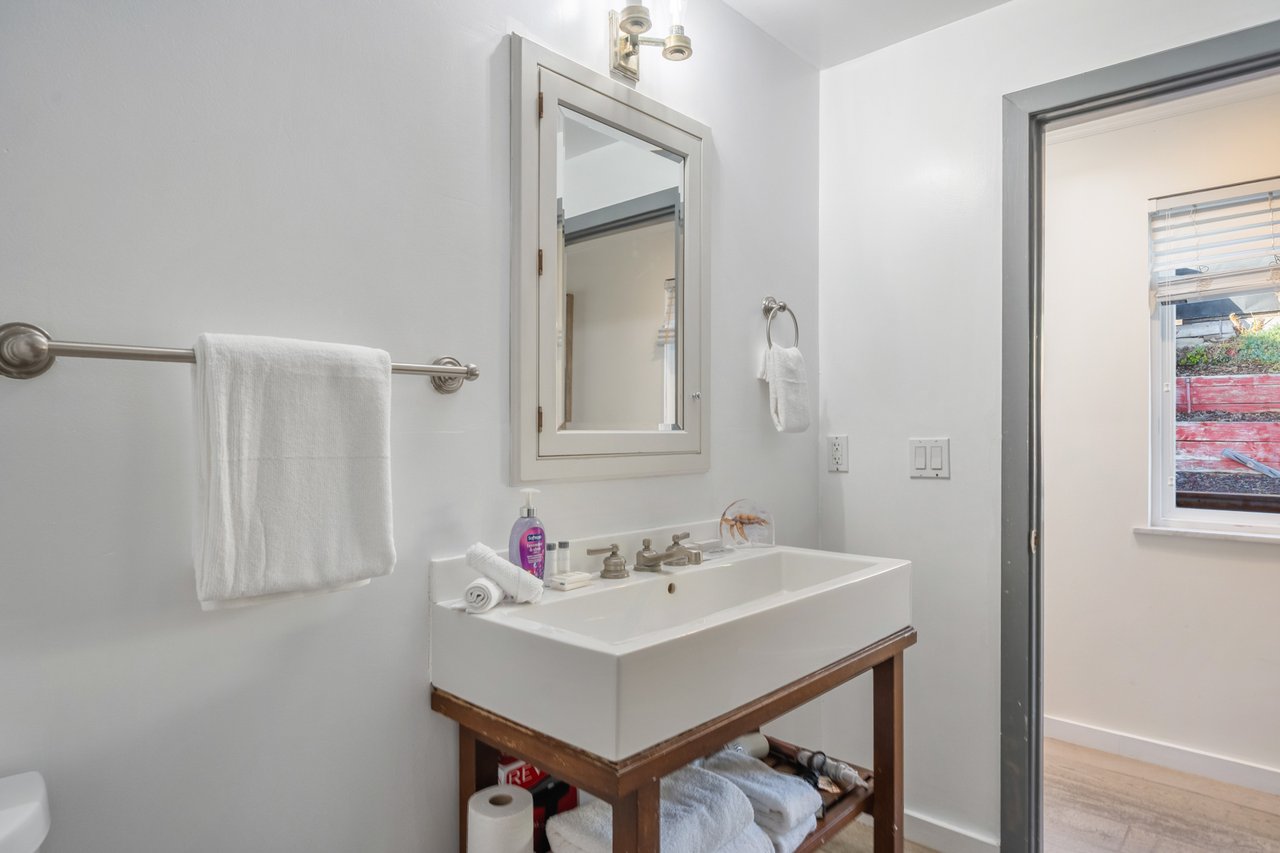 Pacific Retreat 🌊