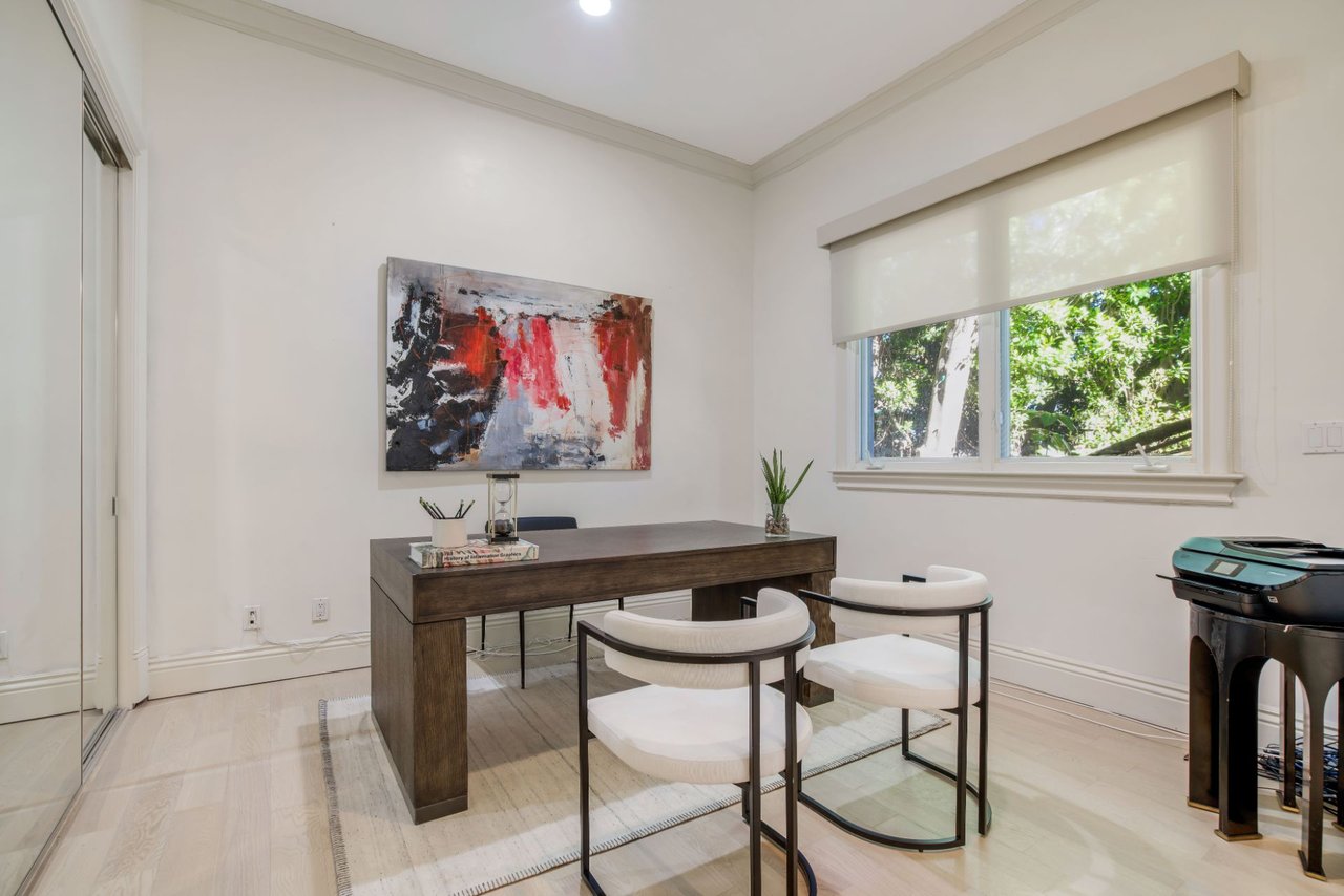 16677 Stone Oak Park