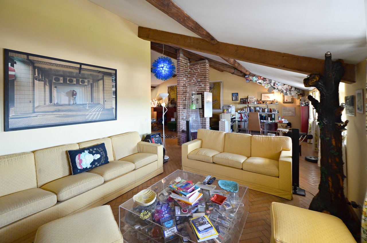 Villa Viareggio With A Sea View