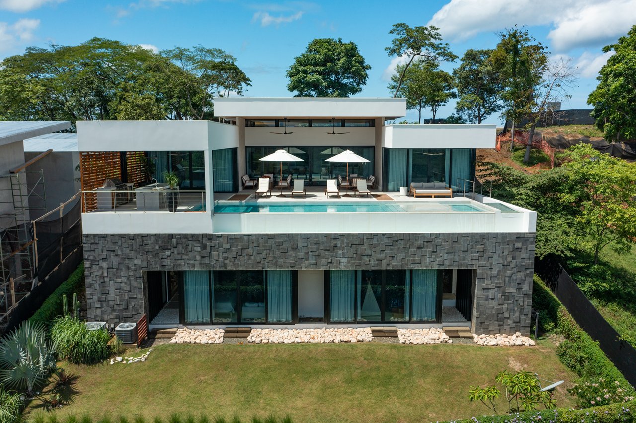 Casa Camino 93 | Luxury Ocean View Estate with Infinity Saltwater Pool in Las Ventanas de Playa Grande