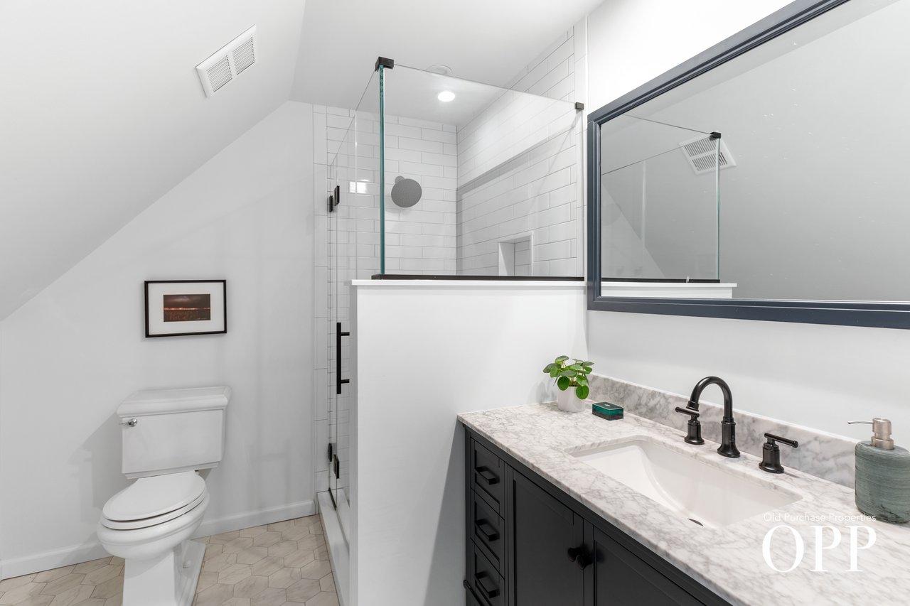 A Timeless Brookhaven Hamlet Retreat