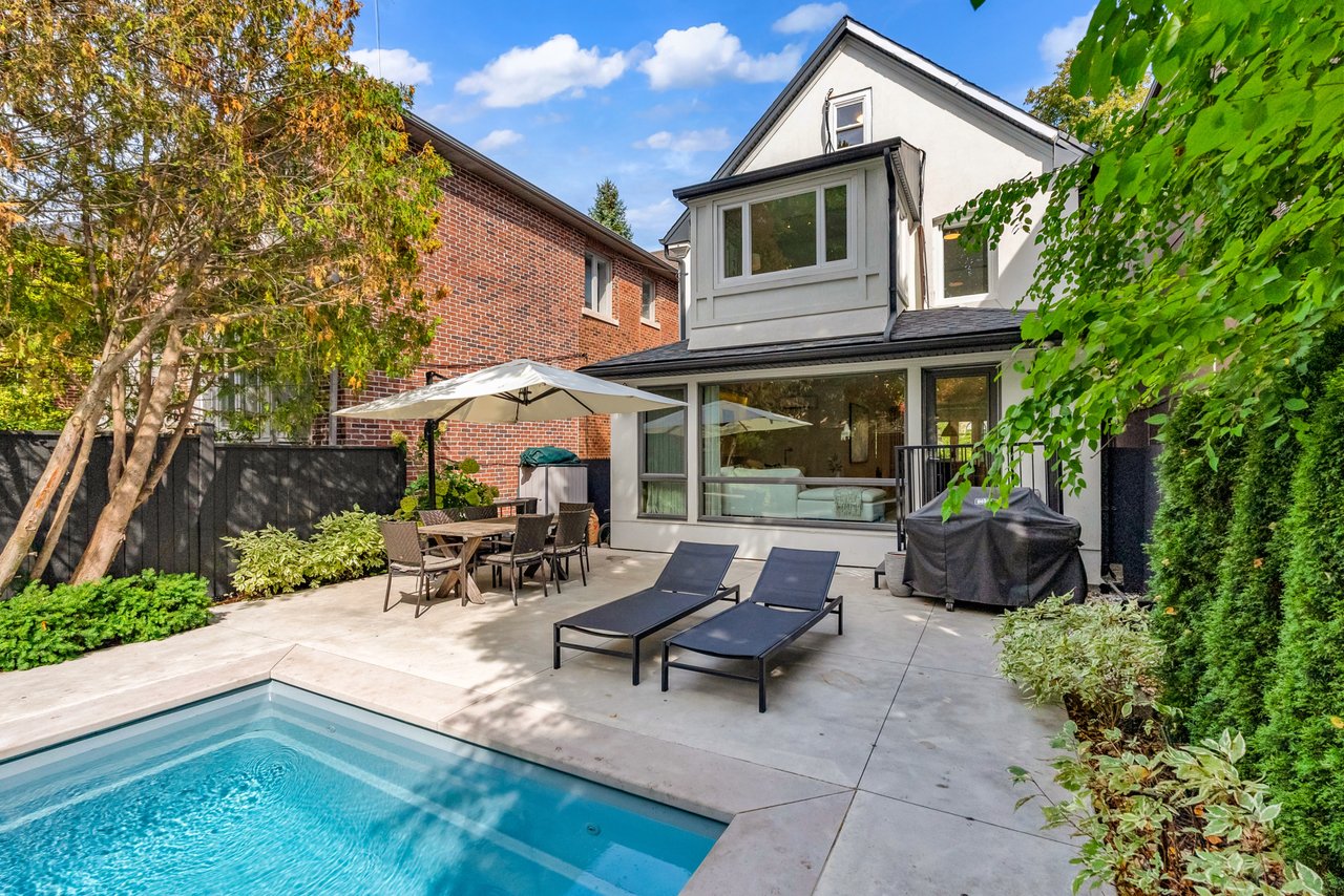 Gorgeous Upgraded Residence