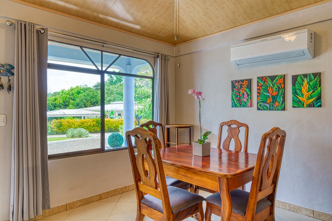 Casa Colibri - Easy Access, Beautiful, Private Lot