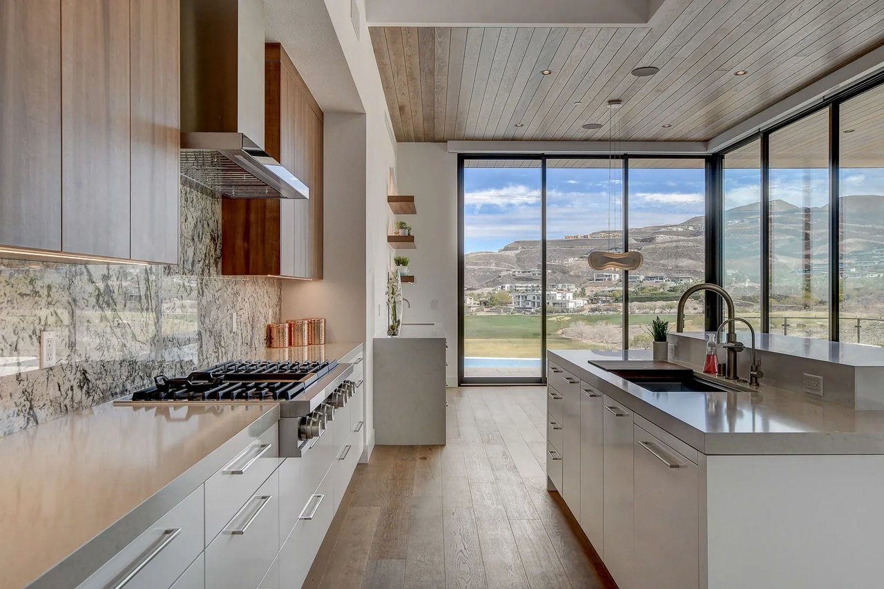 Modern Model Home for Sale in MacDonald Highlands