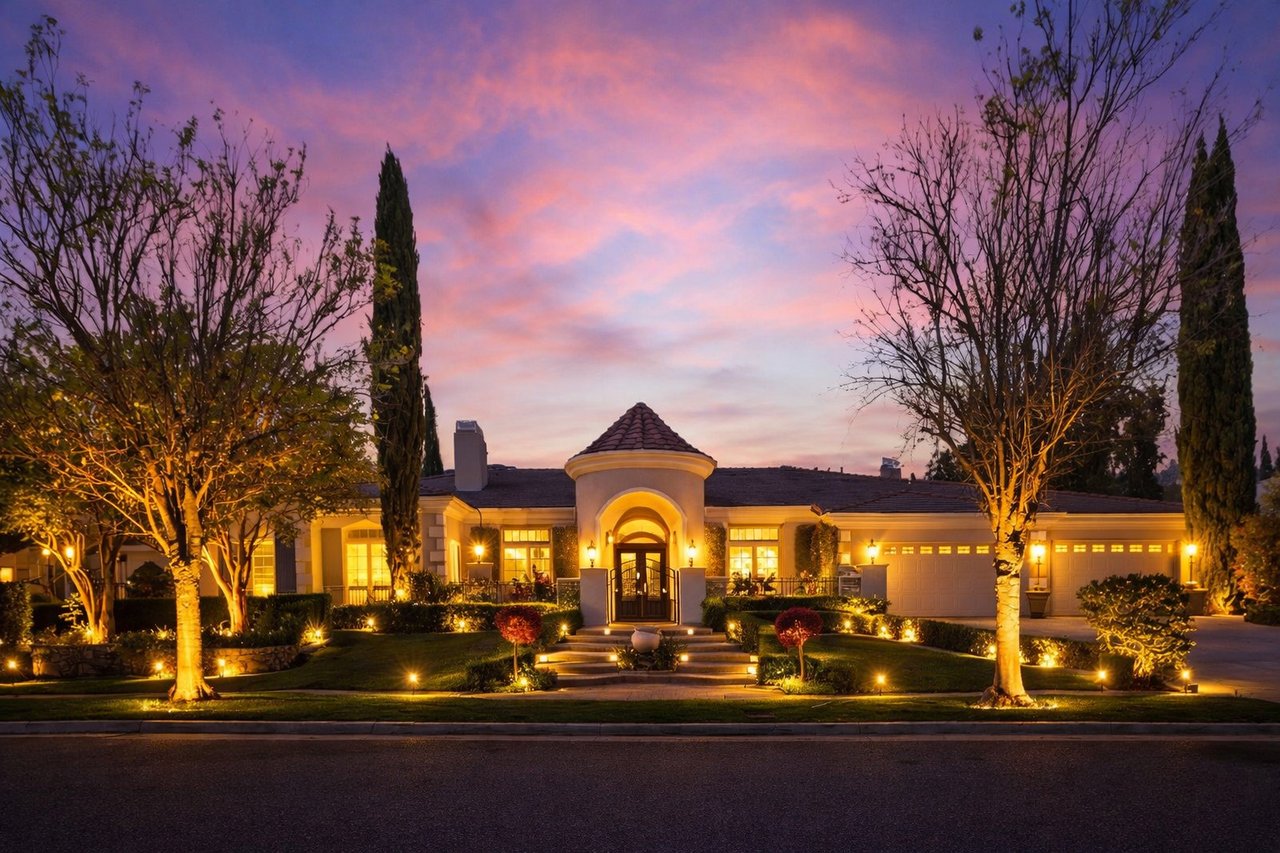 1660 Alamitos Circle