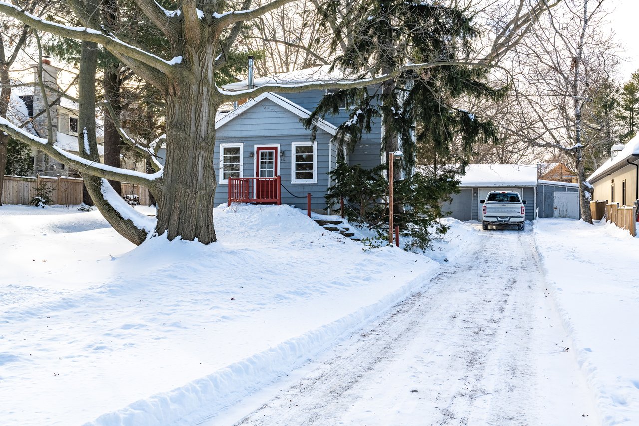 Exceptional Building Opportunity