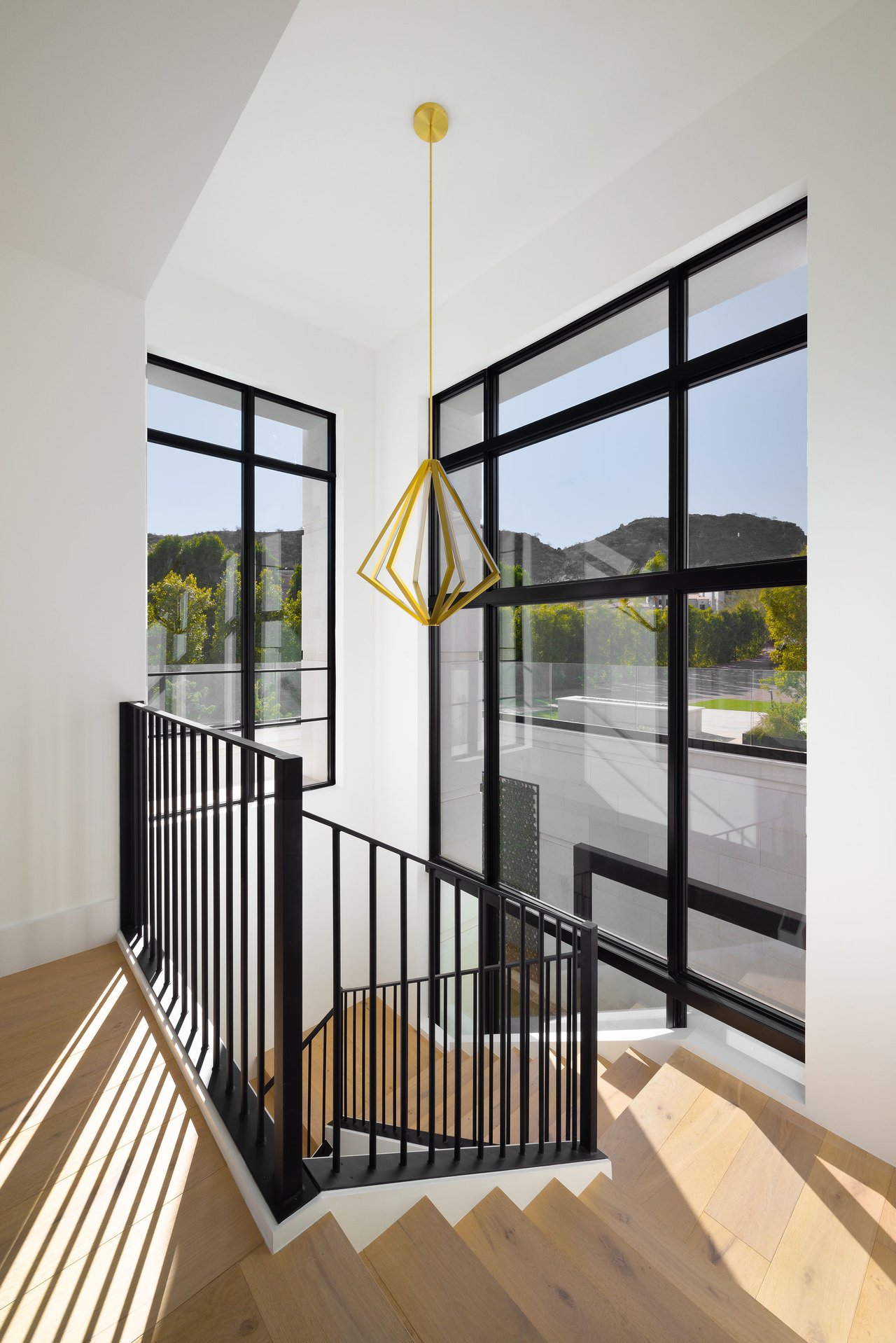 6512 E HUMMINGBIRD LN