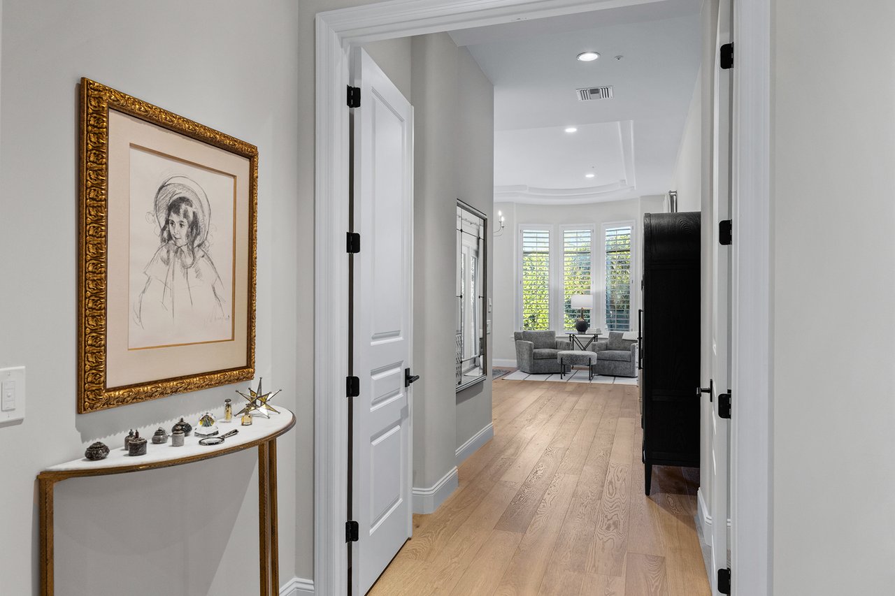 8832 E WETHERSFIELD Road