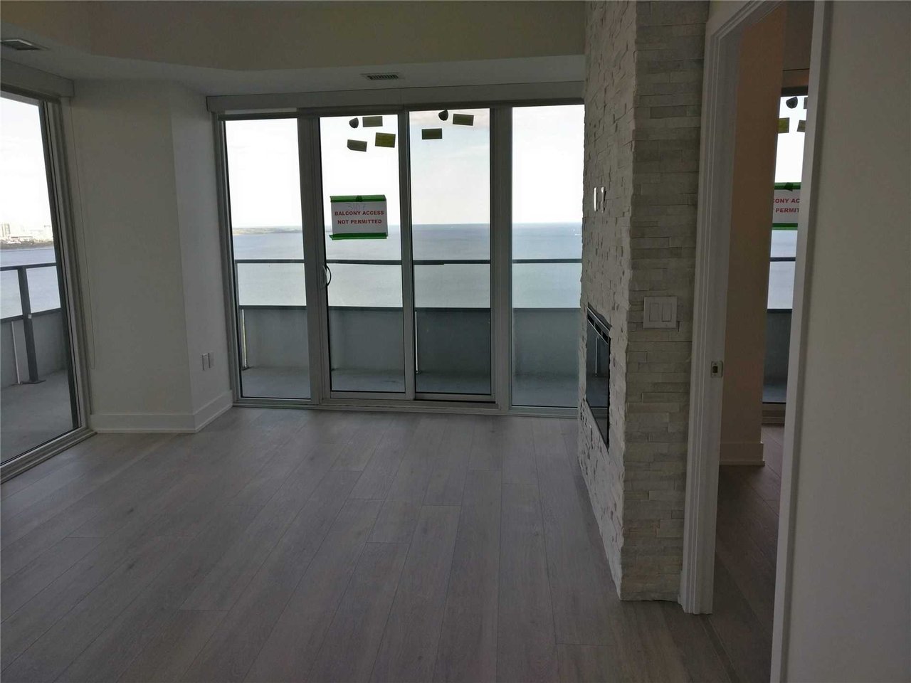20 Shore Breeze Drive S 3107