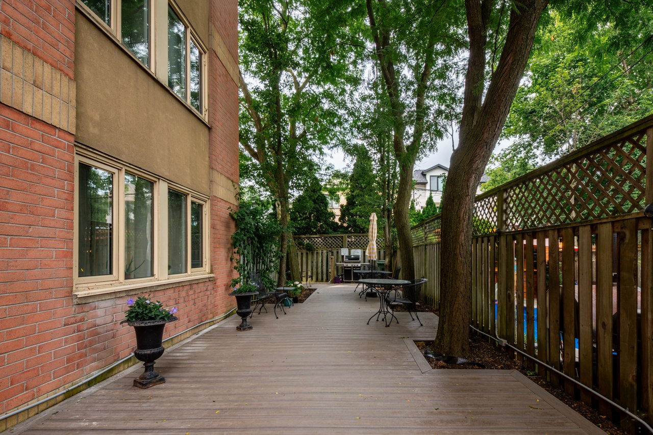 Leaside Living Simplified