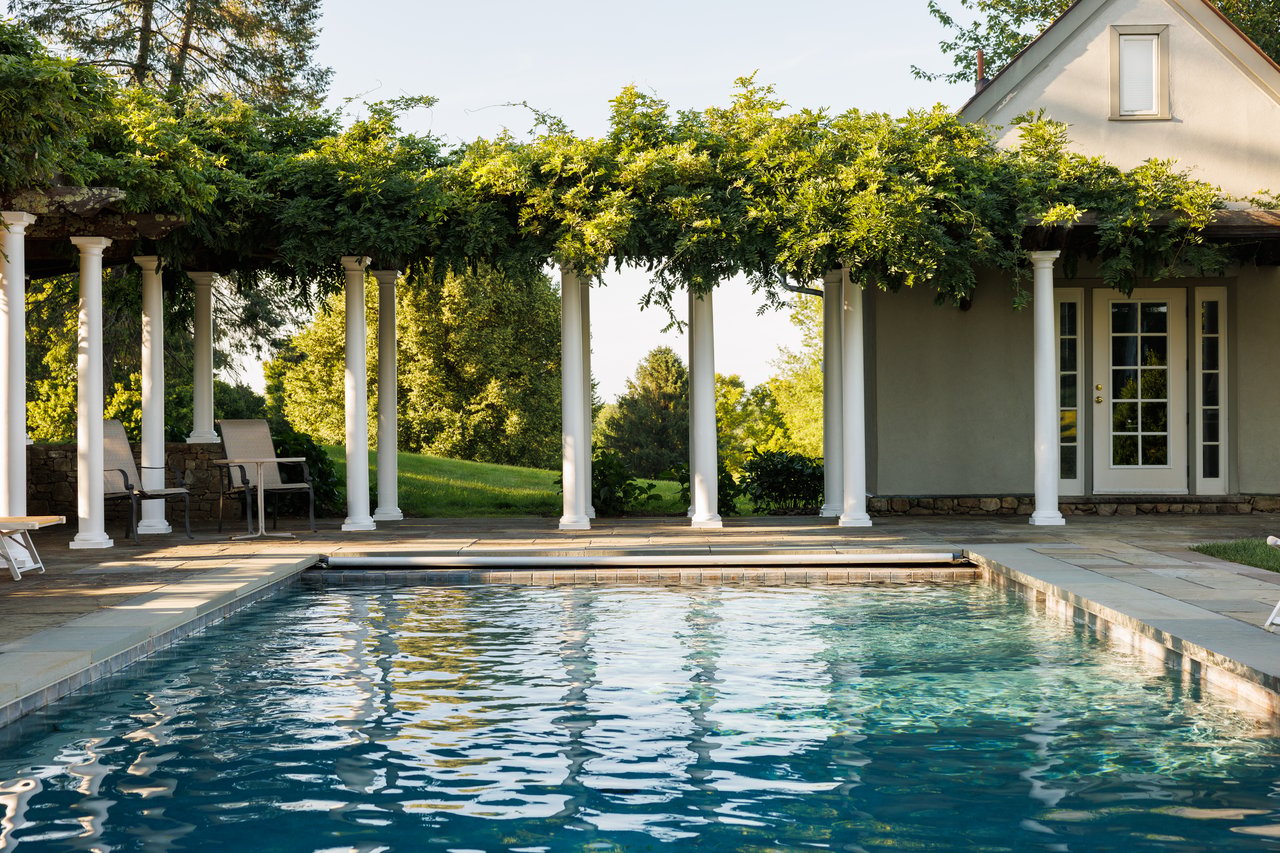 Wayside Manor