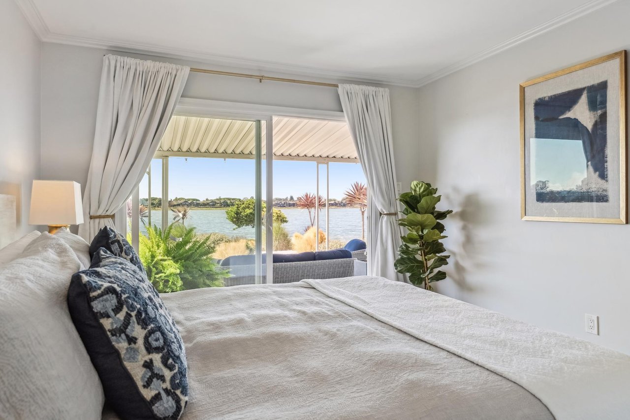 2916 Bayview Drive, Alameda, 94501