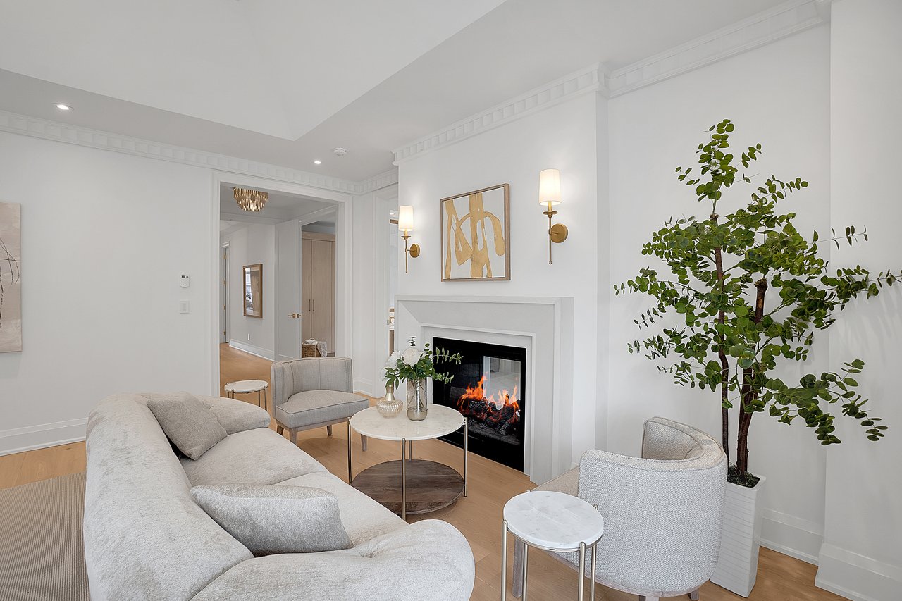 53B Puccini Drive, Richmond Hill Ontario