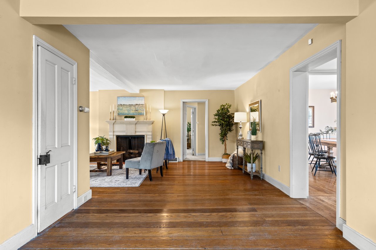 2016 Stonesthrow Road