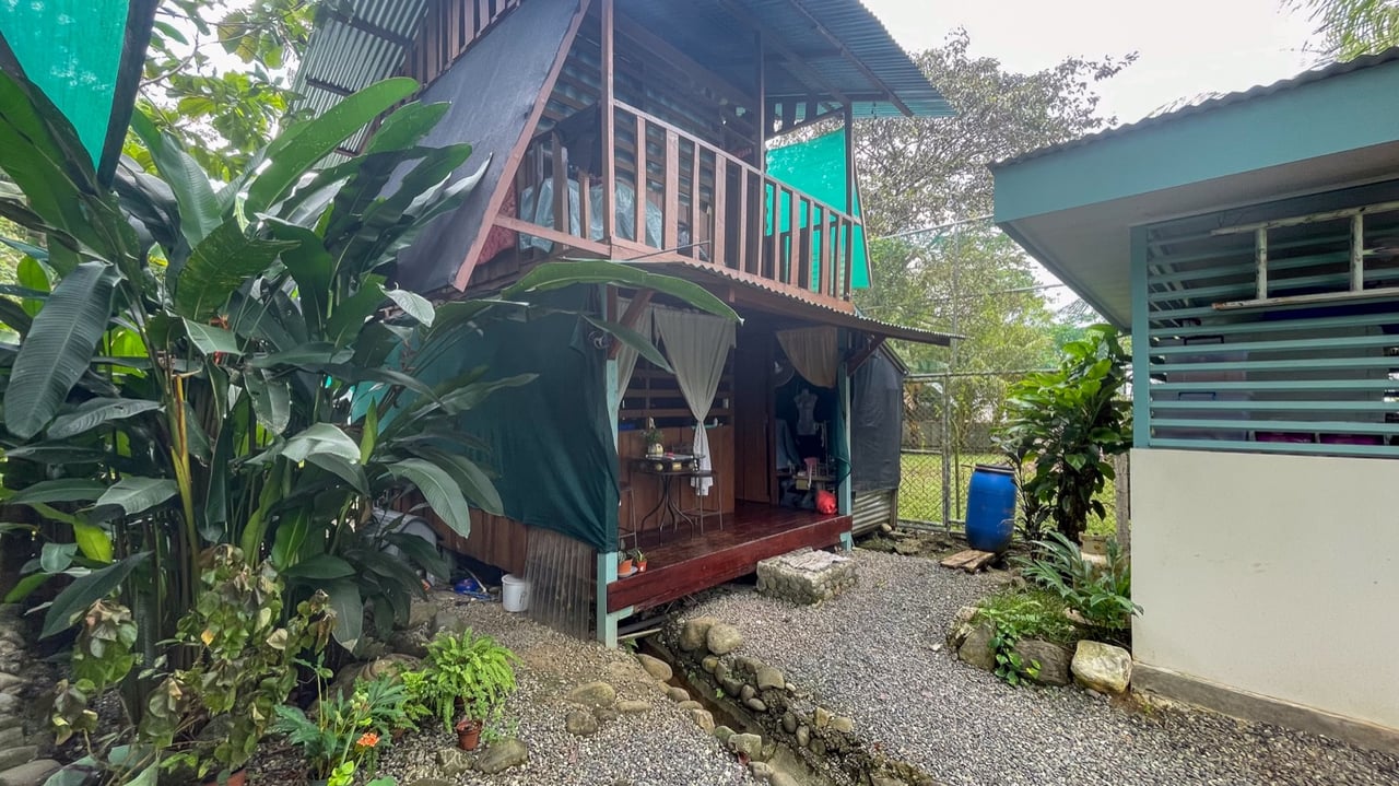 Investment Opportunity! Eco-Friendly Rental Property Near Playa Chaman and Playa Colonia